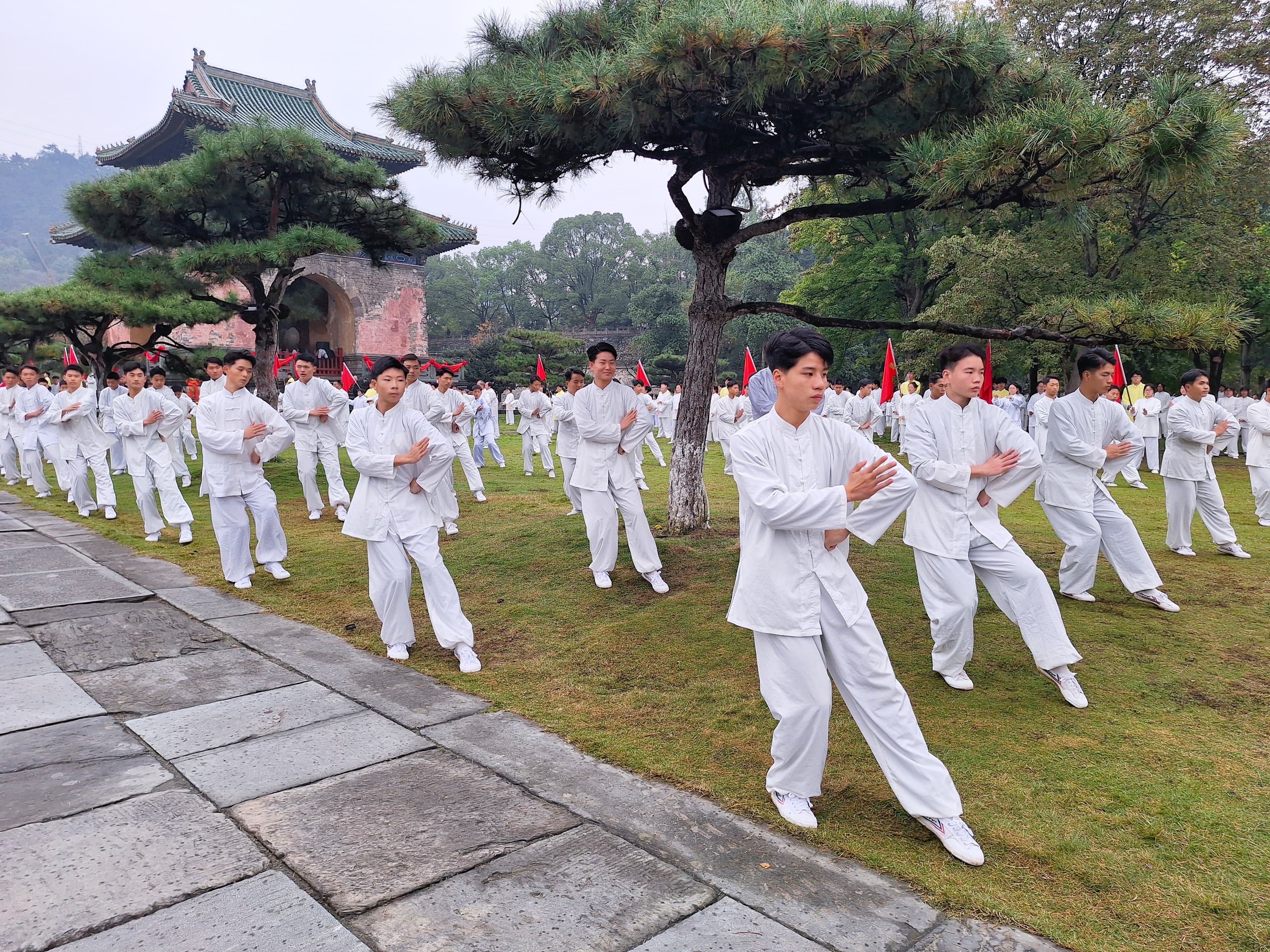 Youths practising Tai Chi at Yuxu Palace in Shiyan.