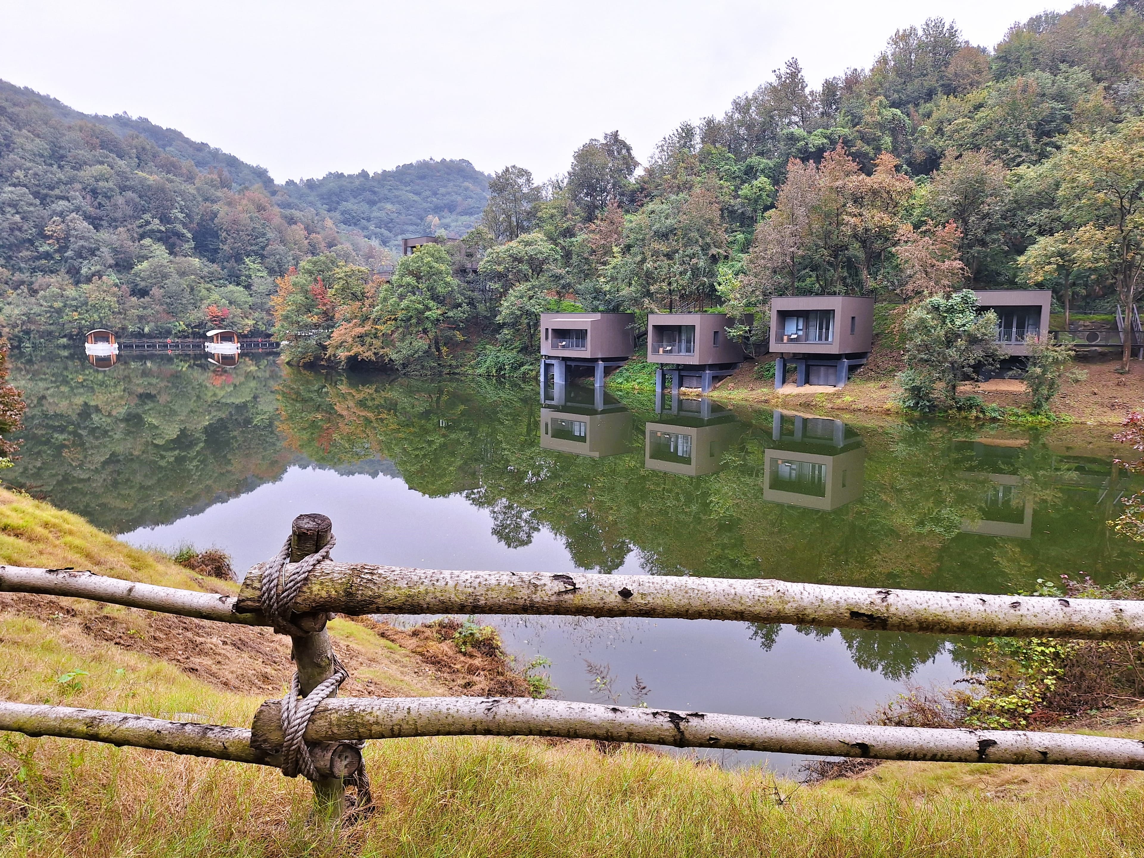 Tree houses at Naked Home Grand Ginkgo Valley Resort in Suizhou.